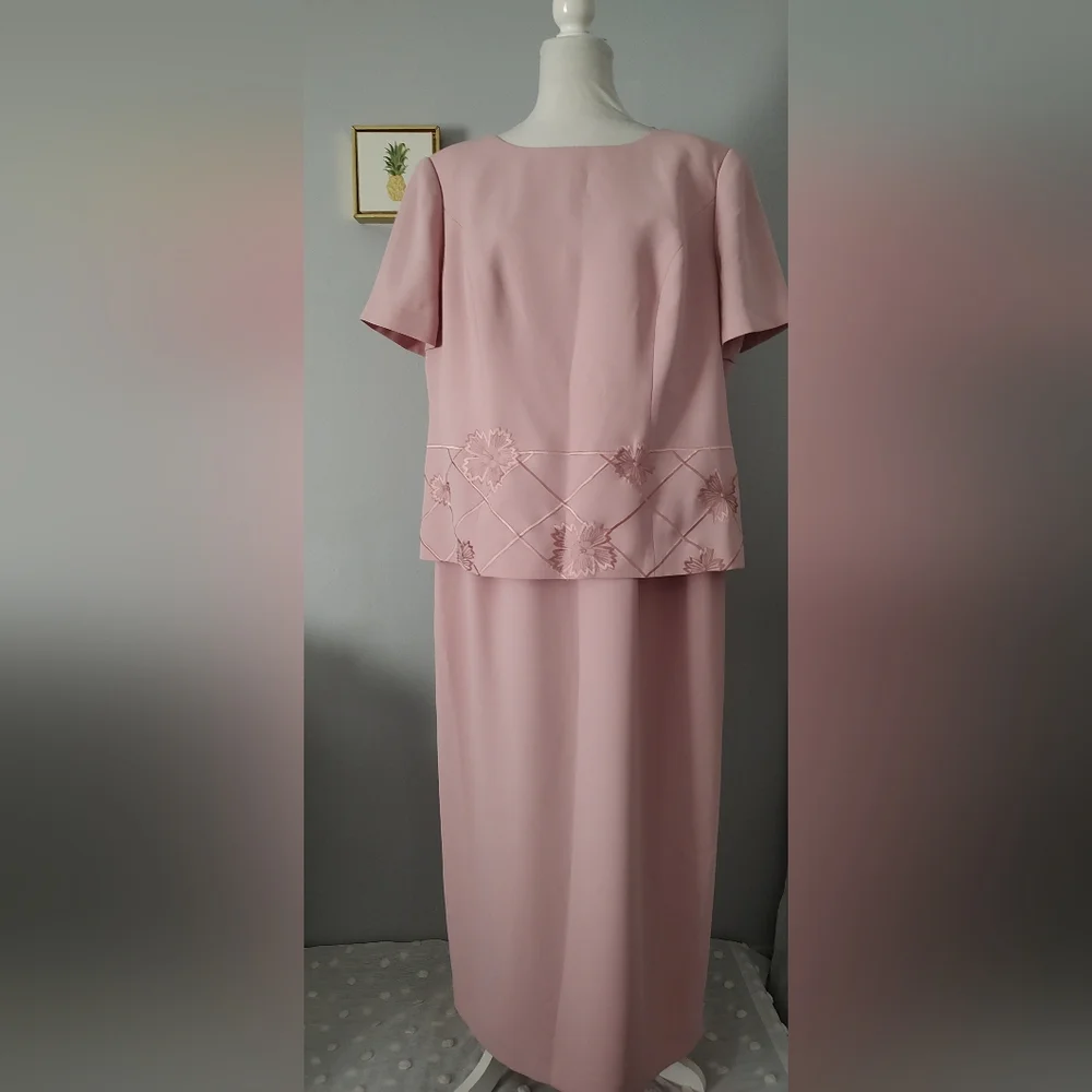 Adrianna Papell dress suits Women  Pink  Zipper Back One Piece Size 16W Vintage